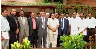 Persons who supped and shook hands with Prabakaran have no right to talk on removing military governors in Sri Lanka