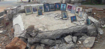 Pro-minority Yahapalana government lead by Ranil and Sirisena has ordered to demolish and remove the monument built in Kurunegala town for the “War Heroes” to please pro-LTTE Tamil terrorists TNA political partners and UN.