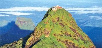 යහපාලන රජය ජාතිවාදී චන්ද පොරොන්දුවක් ඉටු කරයි. ශ්‍රී පාද සමනොල අඹගමුවෙන් වෙන් කරයි.