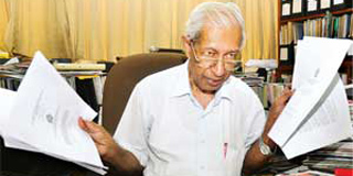 දේශද්‍රෝහි පනත් සම්මත කරන මේ පාර්ලිමේන්තුව රටට විනයක්!