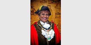 Tamil community want SL-born Harrow Mayor to resign