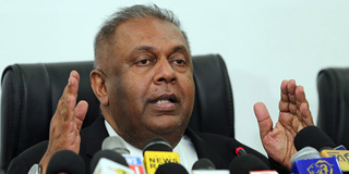 Mangala Samaraweera gets nothing out of licking Bachelet’s boots.