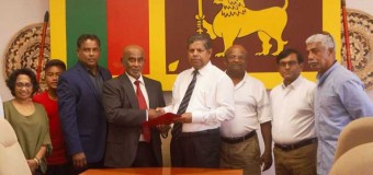 Expats in Los Angeles campaigning against controversial US contracts