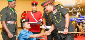 දඹදිව යන්න ආබාධිත රණවිරුවන්ට රජයෙන් ගුවන් ටිකට්පත් සහ මුදල්..!