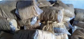 ඉන්දියාවේ සිට රැගෙන පැමිණි පුපුරණ ද්‍රව්‍ය තොගයක් මන්නාරමෙන් සොයාගනී.