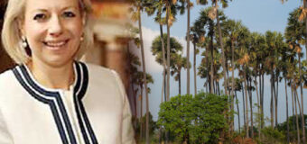 බ්‍රිතාන්‍ය මහ කොමසාරිස් බලය බෙදාහැරීම ගැන සාකච්ඡා කරන්න උතුරට ගිහින්