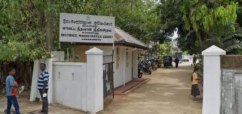 අක්කරෙයිපත්තුව උසාවිය ගිනිතැබීම හිටපු කොටි ප්‍රබලයෙකුගේ කොන්ත්‍රාත්තුවක්