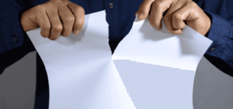 අවුරුදු සැමරීමට රාජ්‍ය නායකයා පසුබට වූ බව විමල්